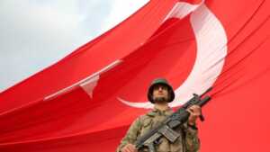 Read more about the article Yoksa TSK zayıflatılmak, Türkiye güçsüzleştirilmek mi isteniyor?