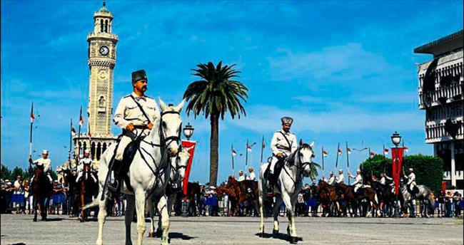 You are currently viewing Bugün 9 Eylül: FETÖ ile bahtı karartılmak istenen İzmir’ime, bir güzelleme denemesi…