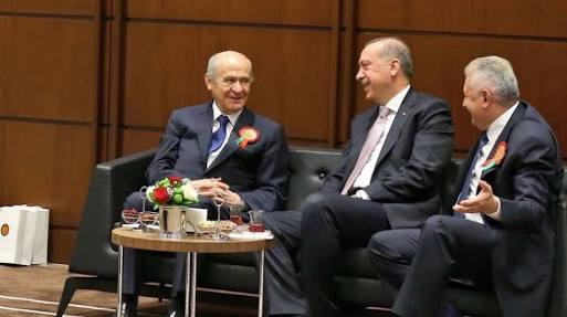 You are currently viewing Reform mu, fitne mi? İktidarın gelecek kaygısına dair girişimi başlamadan bitecek galiba…