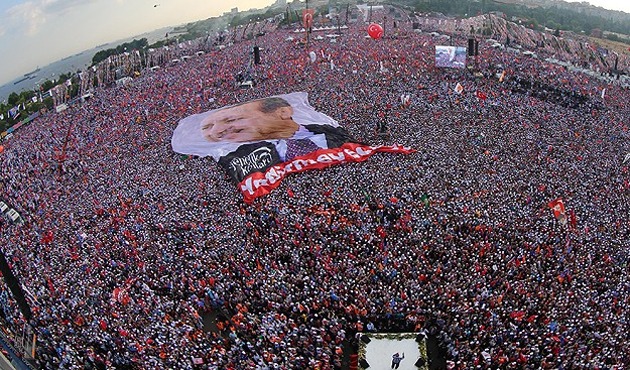 You are currently viewing Referandumun sonucunu.. geleneksel medya değil.. yeni mecralar belirleyebilir…