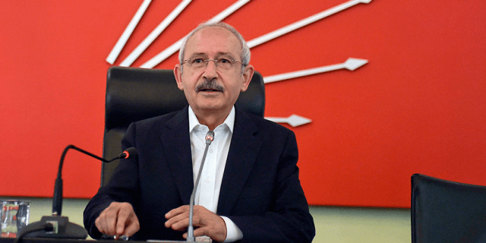 You are currently viewing Medya takım tutar gibi parti tutar, partiler ve adaylar yıkıcı bir dille seçmen karşına çıkarsa…