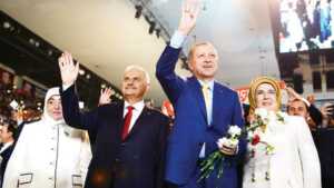 Read more about the article Yeni dönem: Partili bir cumhurbaşkanımız var ve ülkede tek yetkili o.. İyi bir şey mi bu?