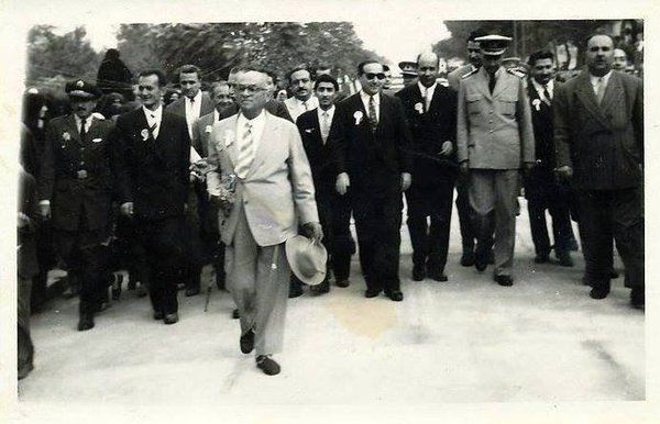 You are currently viewing Yaşayarak öğreniyoruz: Partili cumhurbaşkanı medyaya da ayar veriyor..