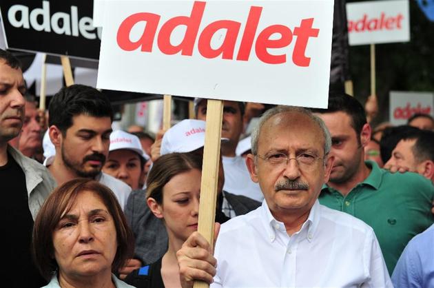 You are currently viewing Menderes.. Erbakan.. Erdoğan.. ve Kılıçdaroğlu’nun uzun yürüyüşü…
