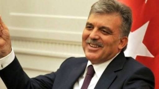 You are currently viewing Bir partiye genel başkan olması konuşulan, eski cumhurbaşkanı Gül değil.. Ahmet Necdet Sezer olmasın?