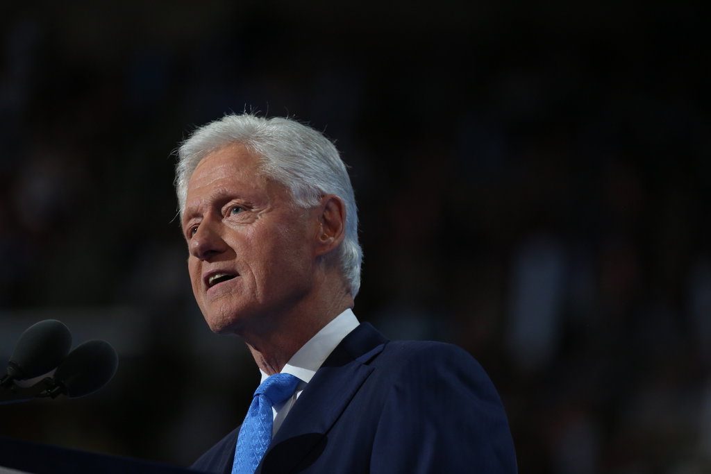 You are currently viewing Bill Clinton da bunu yaptı ya… Yazdığı romanda Türkiye'nin adı sıkça geçiyor…