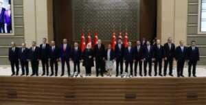 Read more about the article İddialı sistemin bakanları listesi sizleri şaşırttı mı? Şaşkınlığınızı gidereyim o halde…