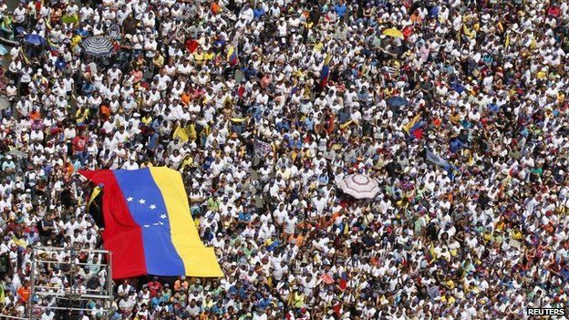 You are currently viewing Trump ve 'yeni dünya düzeni' Venezuela üzerinden dünyayı karıştırıyor…