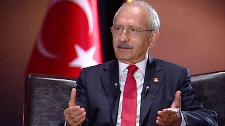 You are currently viewing CHP mitingsiz kampanya yürütüyor.. İktidarın ‘beka sorunu’ kaygısını anlamaya başladım galiba…