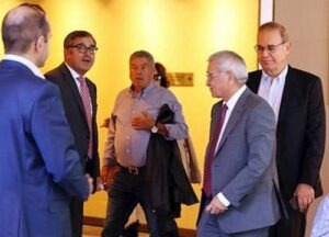 Read more about the article IMF ile yeniden ilişki mi kuruluyor? IMF heyetinin muhalefetle görüşmesi haberi bana bunu düşündürdü…