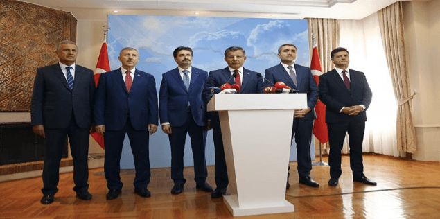 You are currently viewing İktidar körleştirir, yanlış yaptırır.. Oysa siyaset bir matematik işidir ve matematik de yanlış kabul etmez…