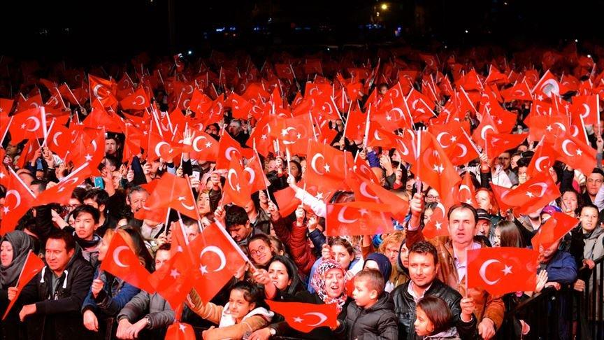 You are currently viewing Bugün 29 Ekim, size garip gelecek bir önerim olacak: ’Cumhuriyet’ kavramı üzerinde düşünmeye ne dersiniz?