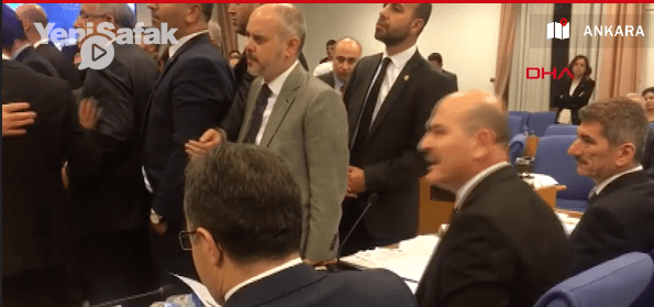 You are currently viewing Dikkat, dil yaralar: Kim hain, kim değil.. Alıngan bir milletiz, kullanılan dile dikkat etmek gerekiyor…