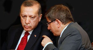 Read more about the article Yeni partiler telaşa sebep oldu, lanetleyen bile çıktı.. Yeniler AK Parti için yararlı olabileceği gibi hayır-dua da alabilir…