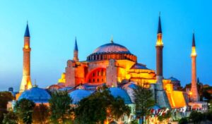 Read more about the article Ayasofya kararı bir gecede alınmadı.. “Ne yapabilirler?” sorusuna da cevap arandı mı acaba?