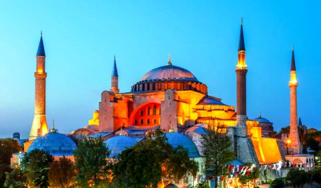 You are currently viewing Ayasofya kararı bir gecede alınmadı.. “Ne yapabilirler?” sorusuna da cevap arandı mı acaba?