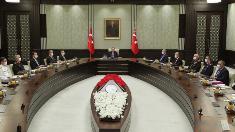 You are currently viewing “Sırada hilafet var” diyorlar.. ‘Osmanlı Milletler Topluluğu’ da.. Böyle düşünenleri uyarıyorum…