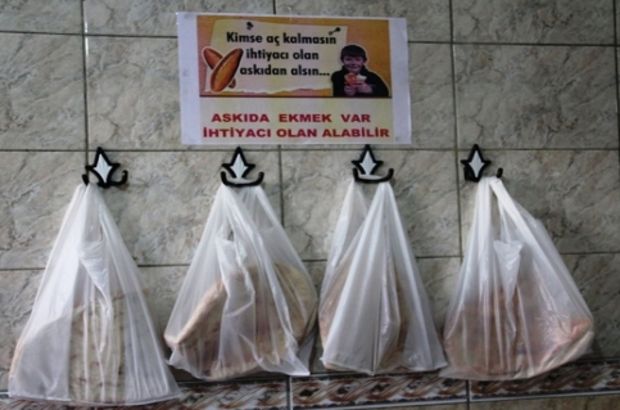 You are currently viewing Dolara takılmayalım, bakandan müjdeler var ve gazetelerde takdir bekleyen yazılar çoğalıyor…