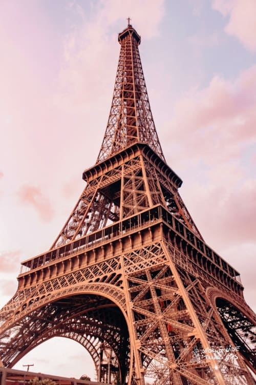 You are currently viewing Paris ile New York ve İzmir’i birleştiren tek isim kim? Çin aşısı ile BionTech aşısı da birleşir mi?