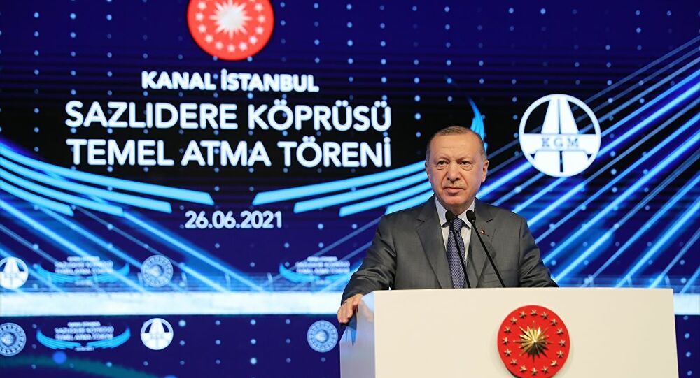 You are currently viewing Ne oluyor? İktidar değişikliği ihtimali iktidarın mahrem çevrelerinde de mi konuşuluyor?