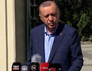 Read more about the article Cumhurbaşkanı ABD’ye darılmış, bunu açıklamalarından anlıyoruz… Benim birkaç teselli cümlem olacak…