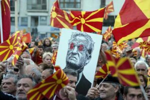 Read more about the article Soros nasıl ‘nefret objesi’ haline geldi? “Soros’un şubesi” olmak ne demek?