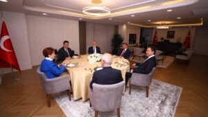 Read more about the article “Nasıl bir cumhurbaşkanı?” sorusuna verilen “Kılıçdaroğlu gibi” cevabı tam uyuyor mu?