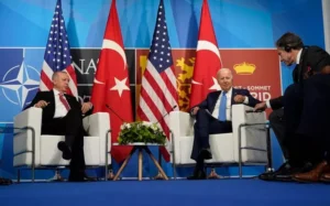Read more about the article NATO’da kim kazançlı çıktı? Türkiye zafer kazandı mı? İktidar bu moralle seçime gider mi?