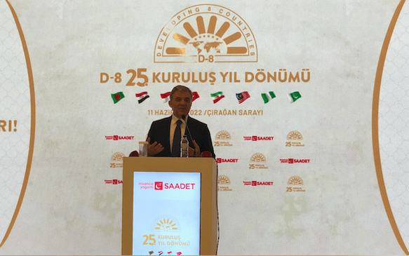 You are currently viewing Her iktidara böylesi nasip olmaz: Erbakan’ın D-8 Projesi…