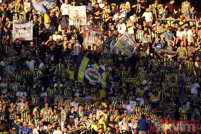 You are currently viewing İki konu: İlki, Fenerbahçe taraftarı.. Diğeri, cezaevinden çıkması engellenen bir bilim insanı…