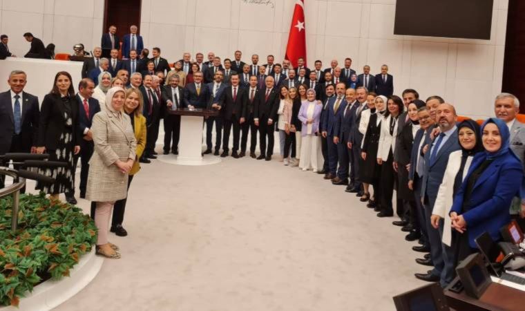 You are currently viewing Yalan dolanlar ve muhalefetin şaşkın bakışları altında çıkan sansür yasası; iktidar ne yaptığını bilmiyor