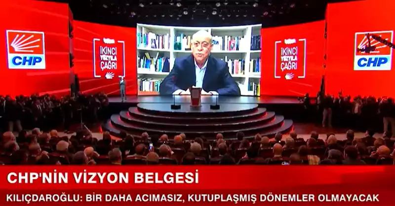 You are currently viewing CHP’nin kibar beyler ve şık hanımlar ile yerli-yabancı uzmanları buluşturan dünkü toplantısının düşündürdükleri…