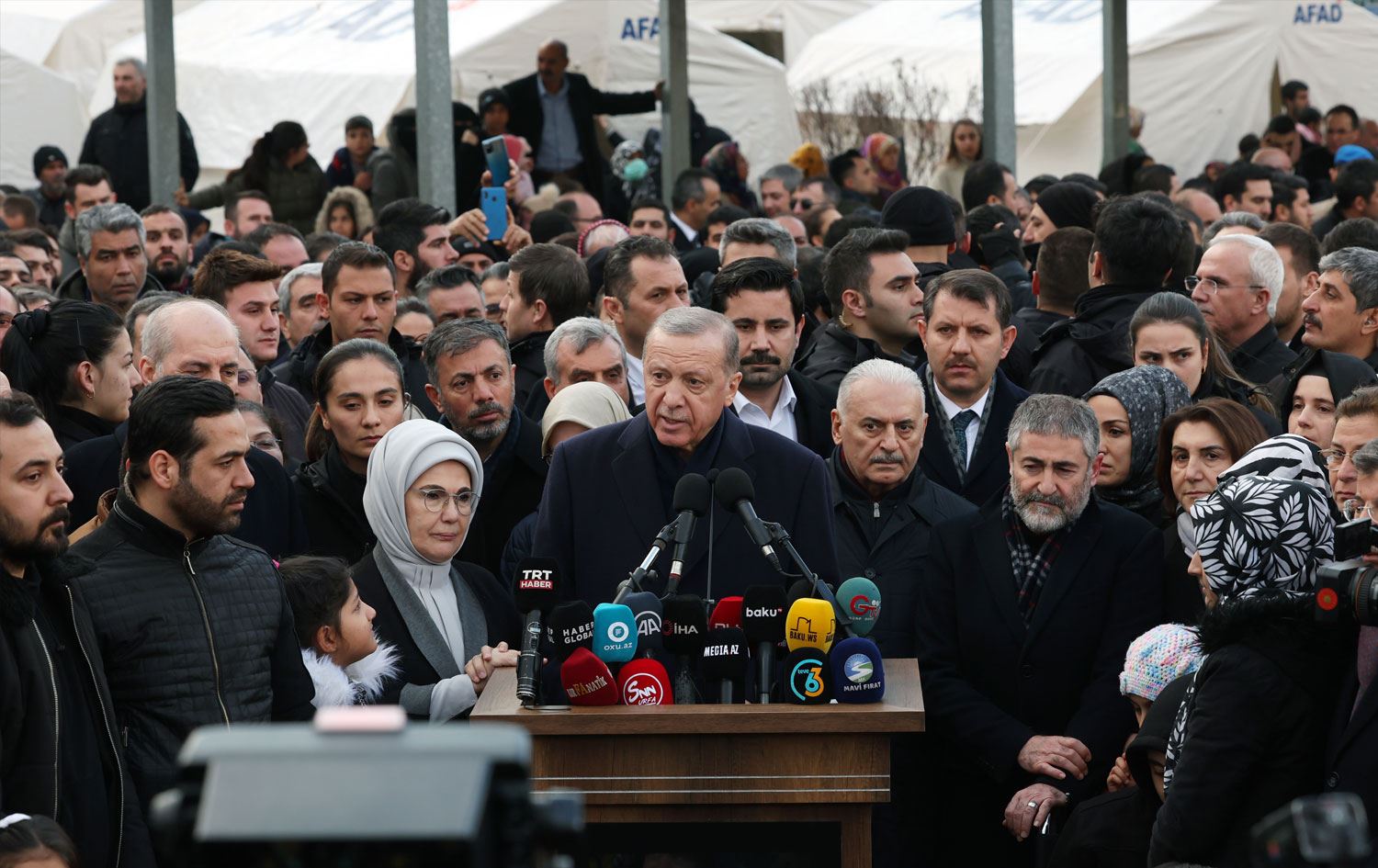 You are currently viewing Deprem öncesi ve hemen sonrasında hatalar yapıldı.. Hiç değilse geleceğe dönük hatalardan kaçınılmalı…
