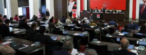 Read more about the article Kılıçdaroğlu’nun suçladığı ‘kiralık kalemler’ kim? CHP’li medya neyin peşinde?
