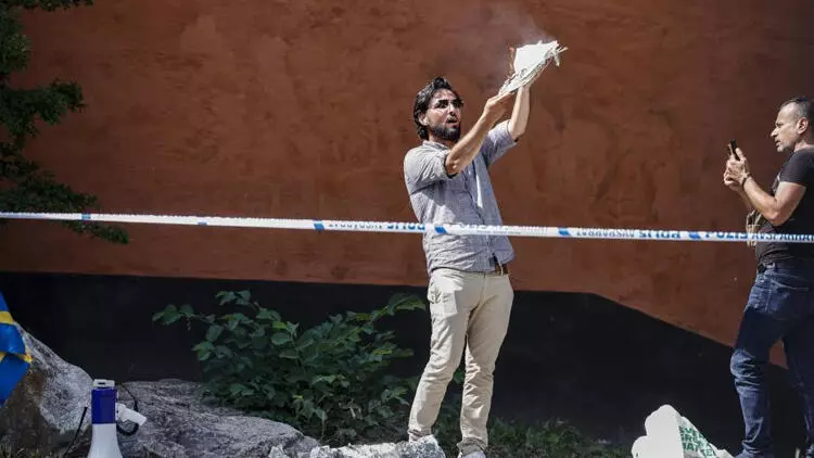 You are currently viewing Meczubun biri bizi parmağında oynatmaya kalkınca ona akıllı muamelesi yapmayalım