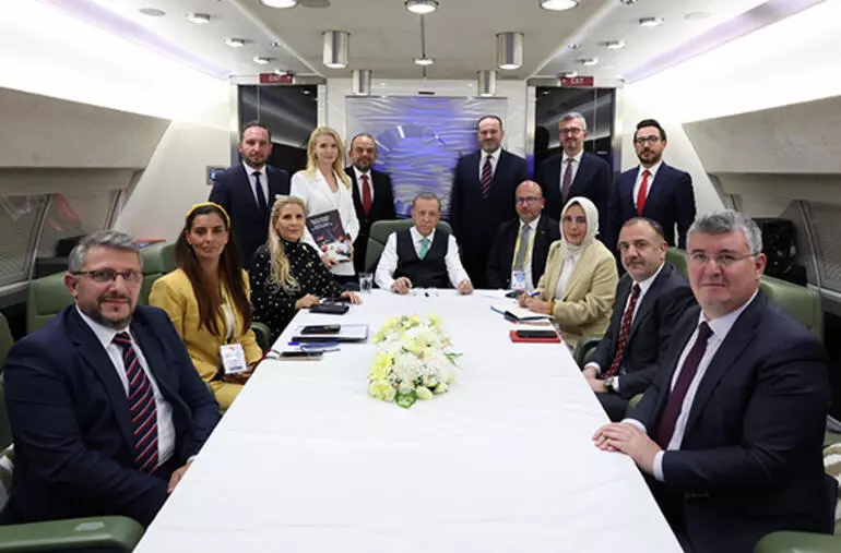You are currently viewing Gazeteciler Vilnius’tan olumlu izlenimler taşıyor.. Yarısı gerçek olsa razıyım…