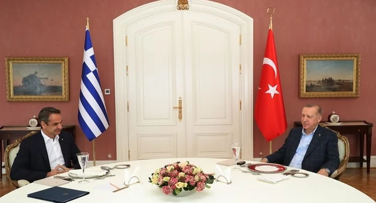You are currently viewing Yunanistan’a ansızın gidilecekti, resmi ziyaretle gidildi.. Dış politika konularında bir öyle, bir böyle.. Sebebini açıklıyorum…