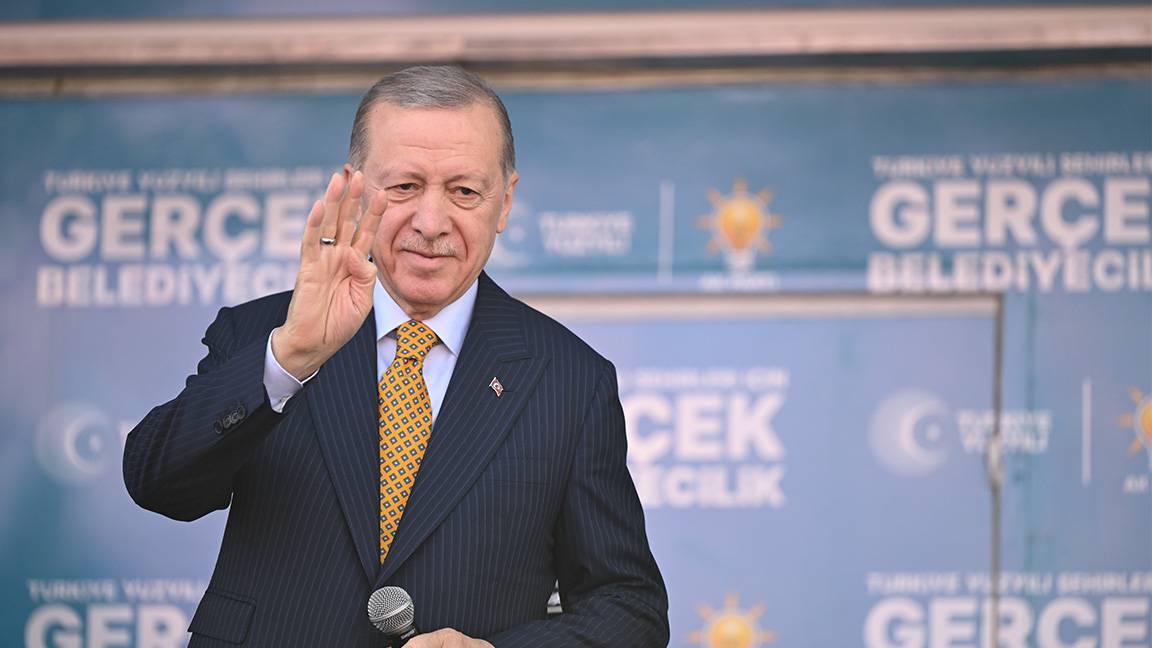 You are currently viewing CB Erdoğan emeklilere ‘‘Size ikramiye yok’’ derken gerekçesi doğru, ancak muhatabı emekliler olmamalıydı 