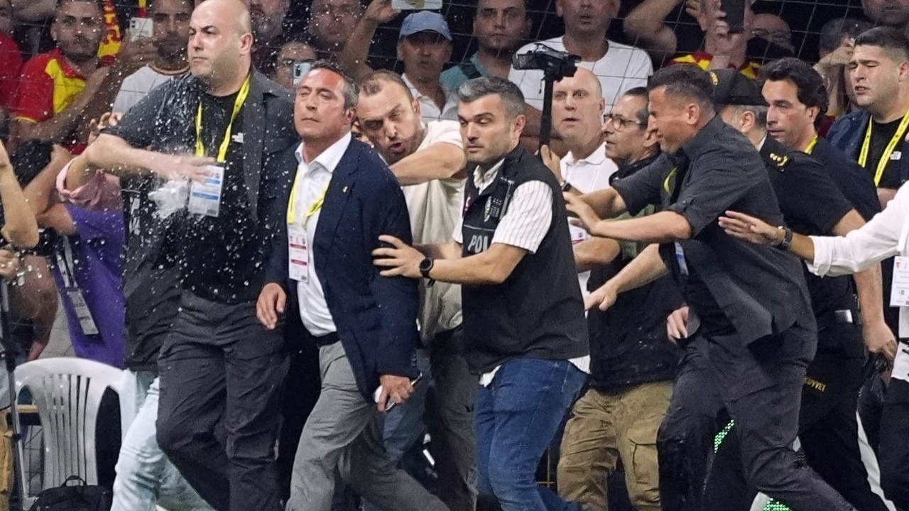 You are currently viewing Yeşil fener ile Türkiye’de rol model aramak…
