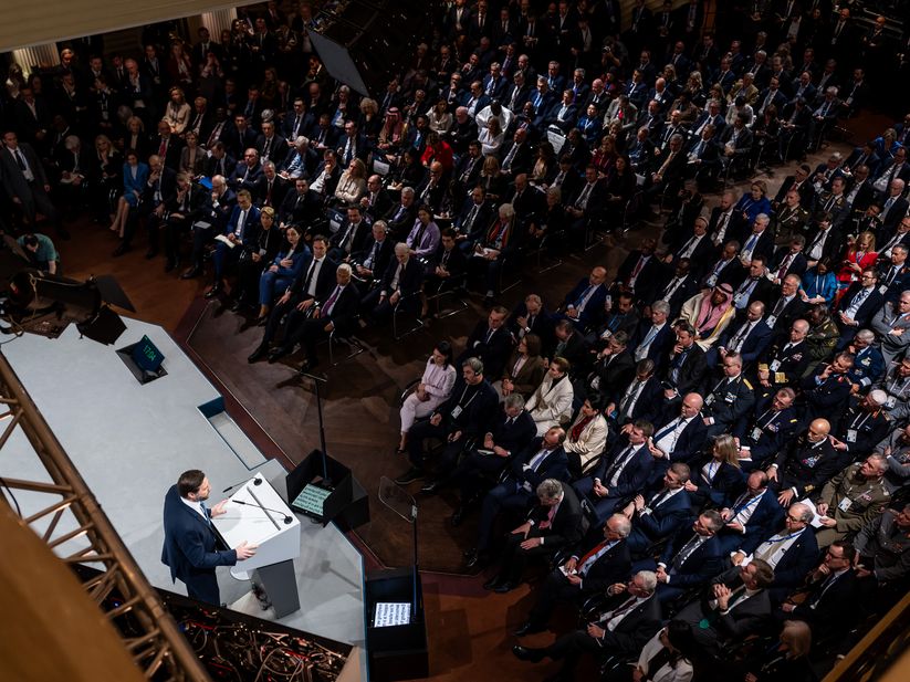 You are currently viewing Trump’ın ‘Yeni Dünya Düzeni’ Avrupa saldırısında…