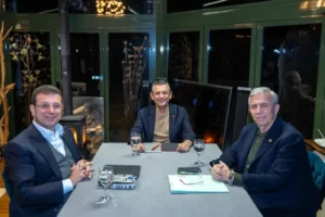 Read more about the article Ana-muhalefetin önseçim arayışı kimin aklı olabilir?